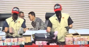 Jaringan “Jalur Belakang” Kasus Pemalang Terbongkar: Ketika Uang Pemerasan Bupati Digunakan untuk Menyuap Oknum KPK