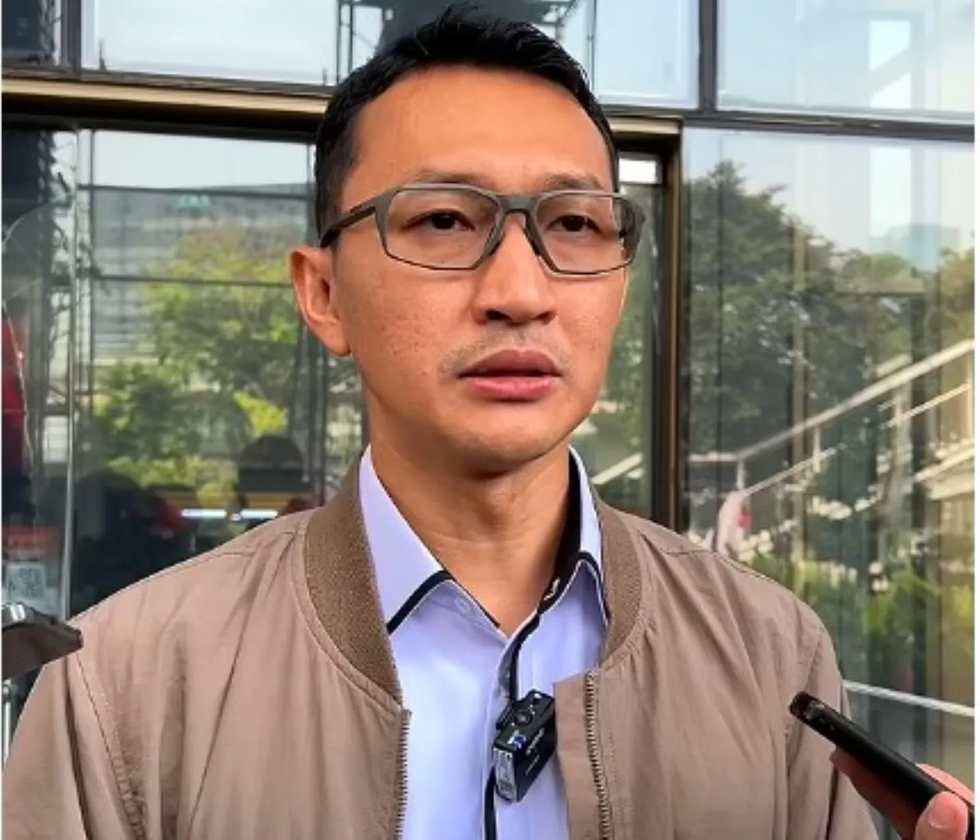 KPK Amankan 21 Orang dan Uang Tunai Rp2 Miliar Lebih terkait Dugaan Korupsi Proyek dan Jual-Beli Jabatan Bupati Pemalang