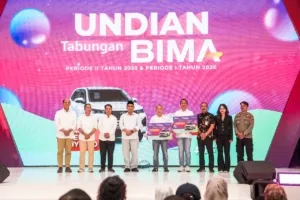 Keberuntungan Nasabah Slawi dan Demak: Bawa Pulang Innova Zenix dari Bank Jateng